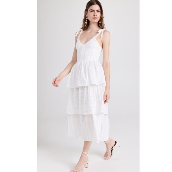 Tuckernuck || En Saison Croix Tiered Midi Dress Crochet Eyelet Bows White Medium - Picture 2 of 10